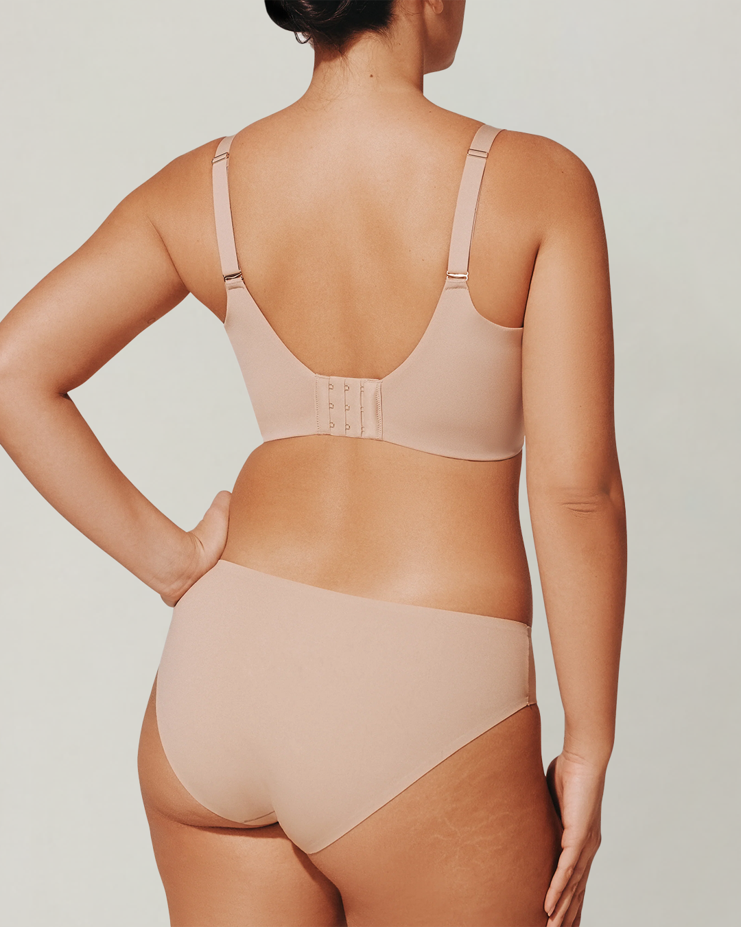 Elevate Smooth Coverage Bra