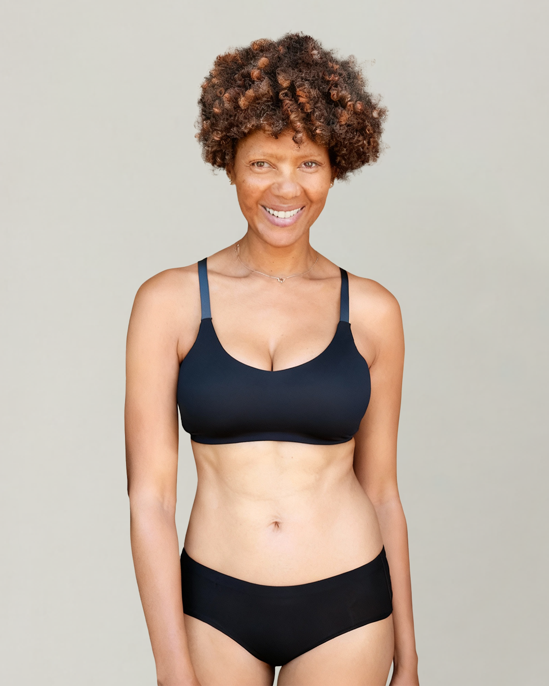 Breeze Wireless Cooling Bra Navy